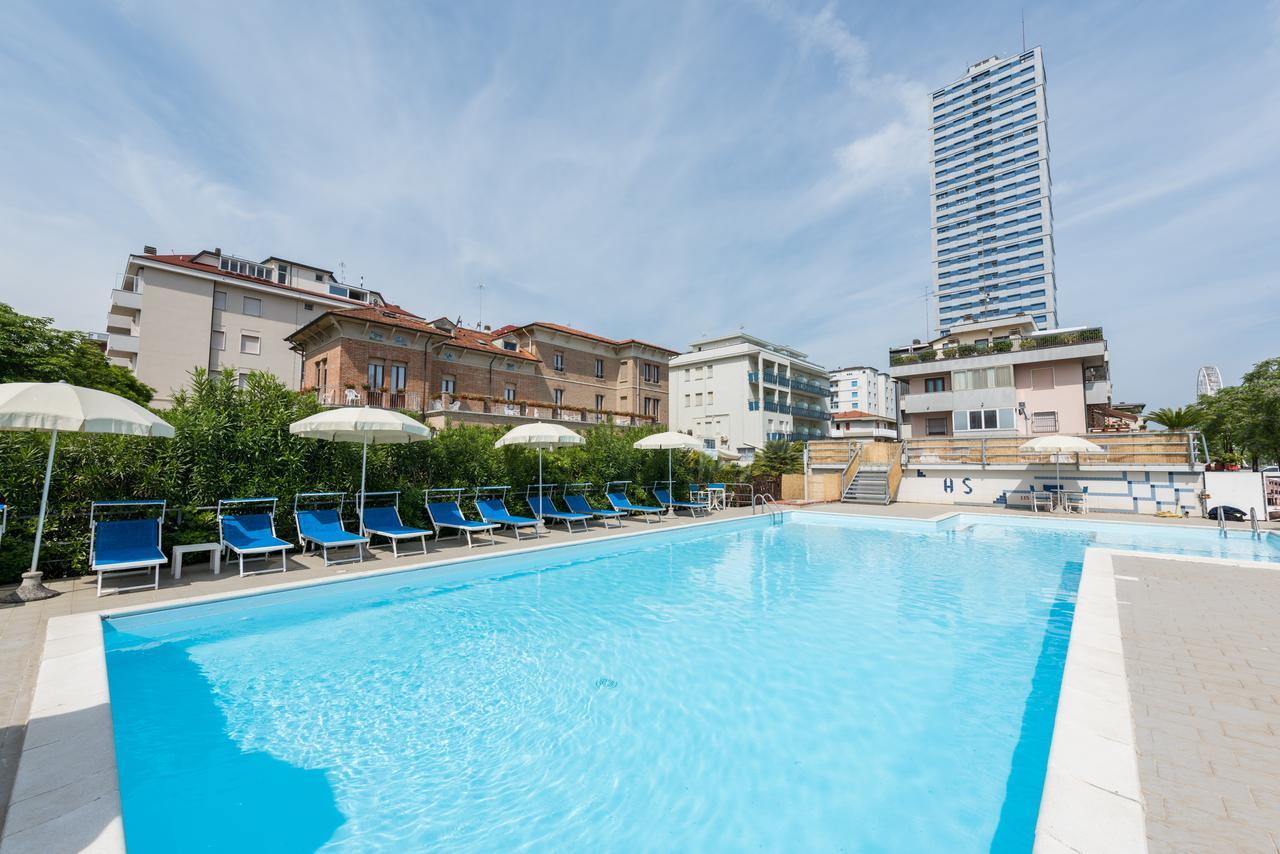 Hotel Stefania Cesenatico Esterno foto