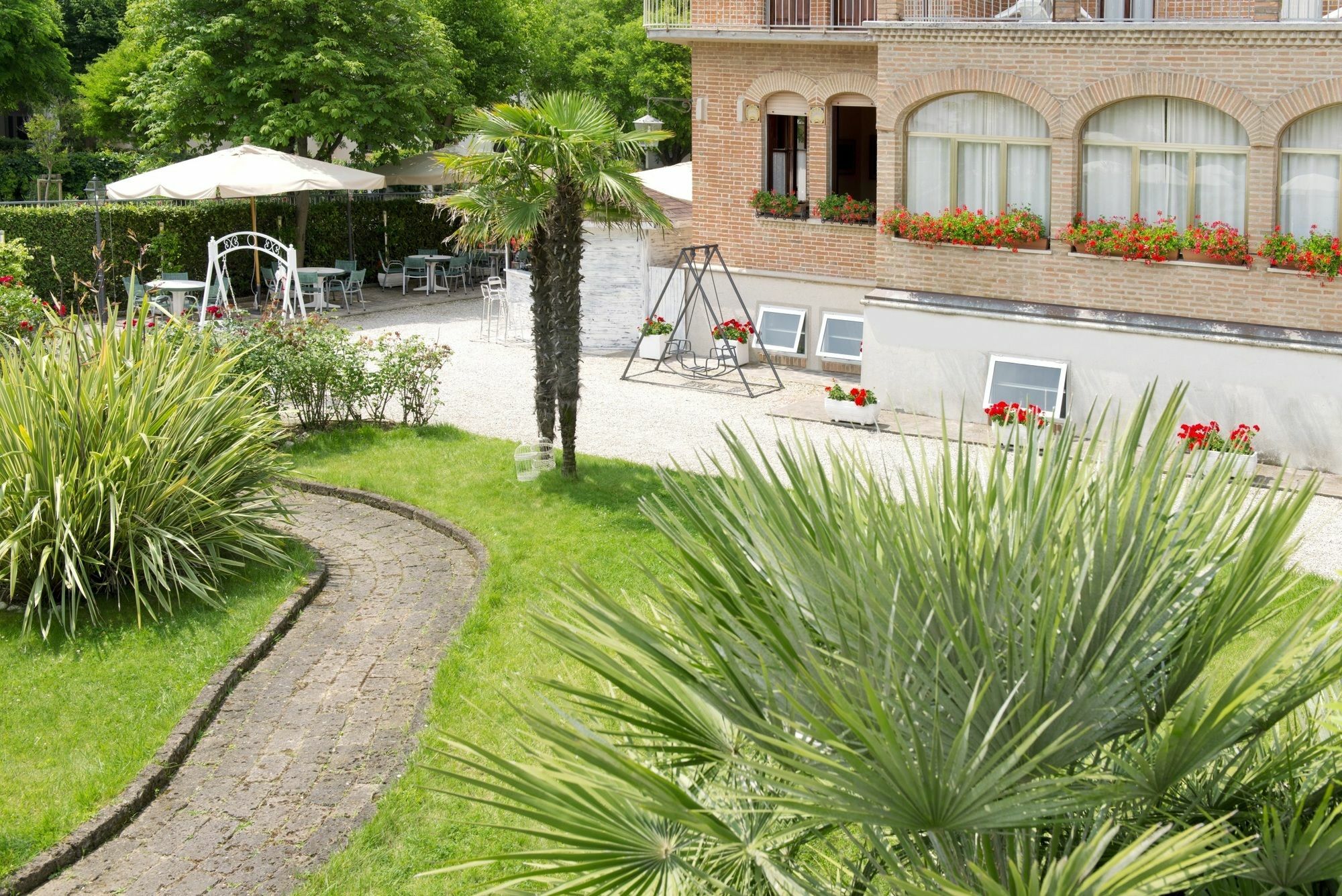 Hotel Stefania Cesenatico Esterno foto